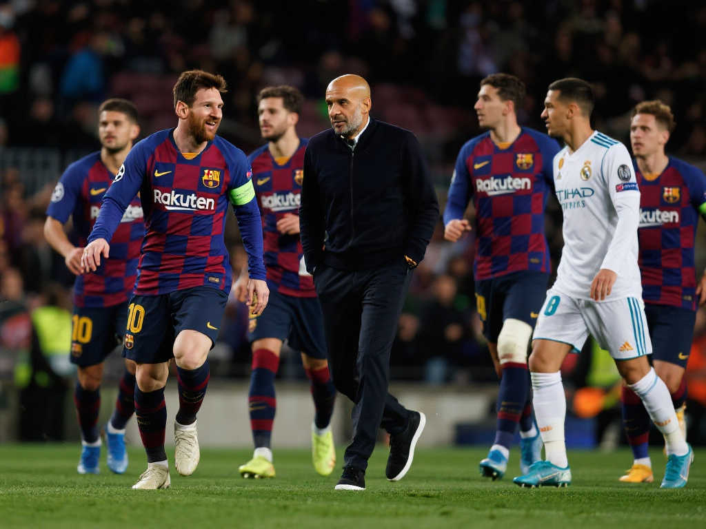 弗利克:巴萨全力冲击三冠王 费兰:我并非边缘球员 弗利克:巴萨全力冲击三冠王 费兰:我并非边缘球员