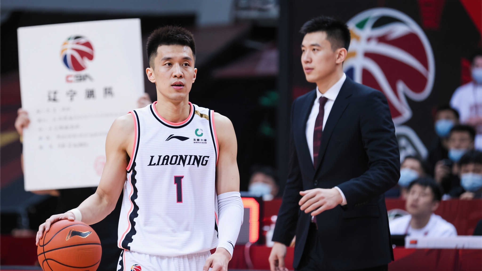 在CBA转会市场日益升温的背景下，辽宁男篮的一纸离